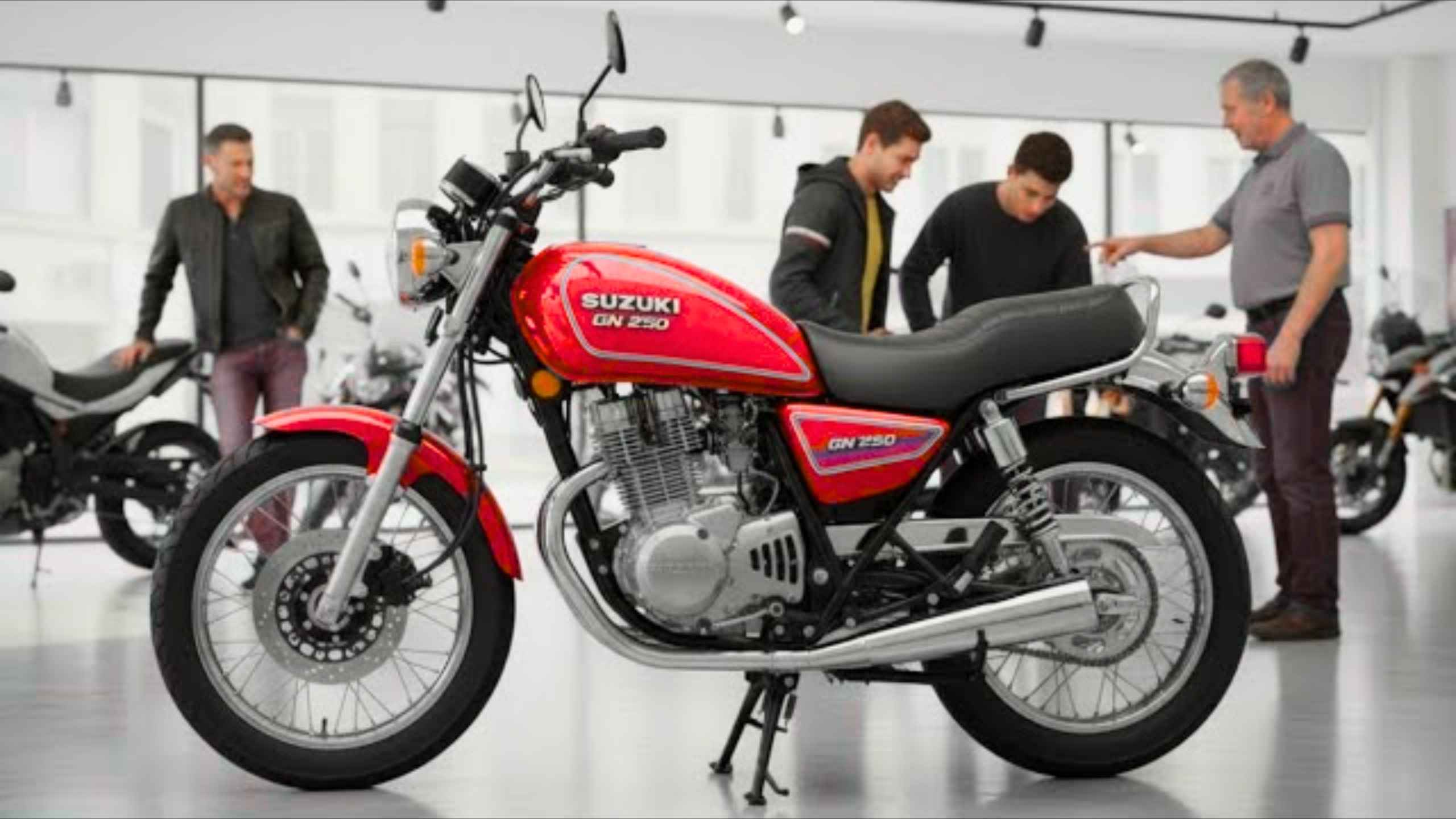 Suzuki GN 250 2026 : Tradición y fuerza en una nueva generación