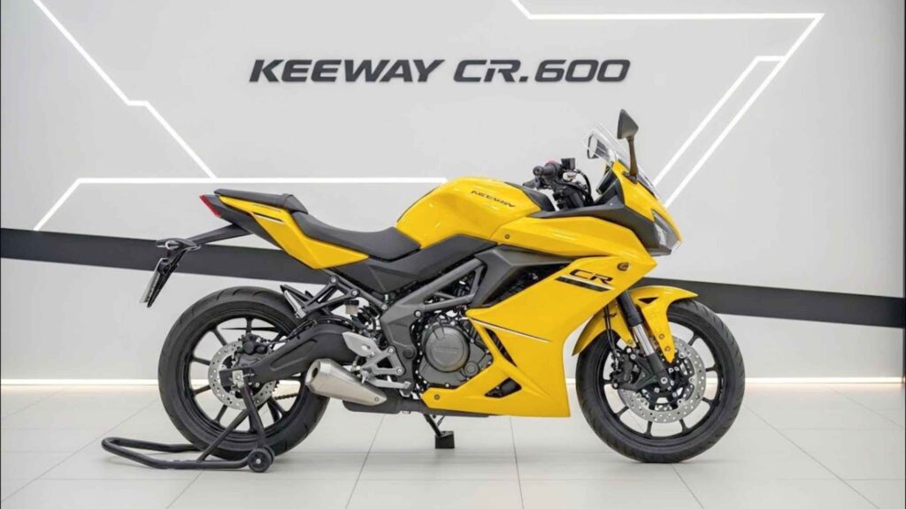 Keeway CR600 2026 : La nueva naked bike con espíritu deportivo y conectividad inteligente
