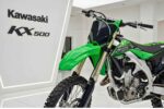 Kawasaki KX 500 2026: La leyenda del motocross vuelve con motor 2T y rendimiento imparable
